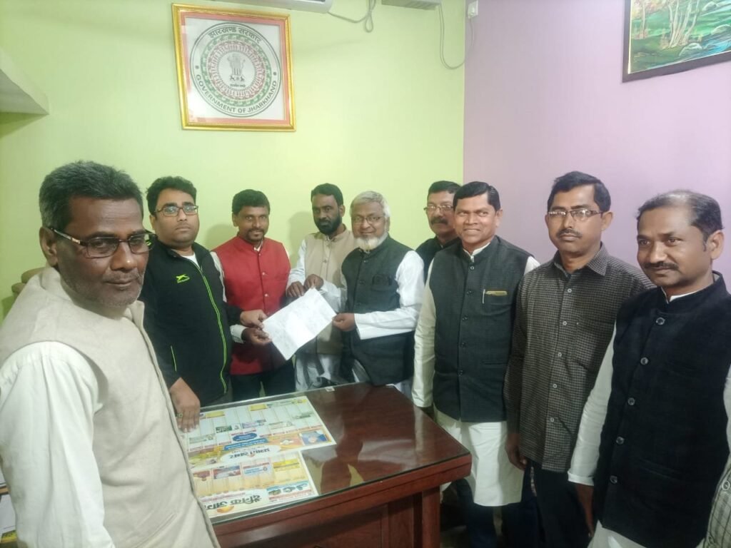 साहेबगंज में विशाल महासम्मेलन को सफल बनाने के लिए किया गया बैठक 8 img 20230206 wa00314028867697403193036