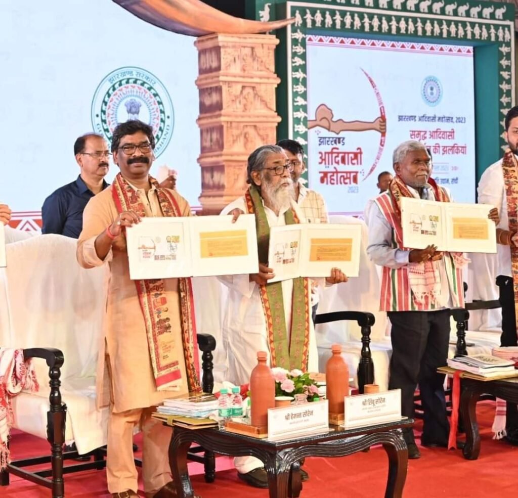 मुख्यमंत्री हेमंत सोरेन ने धूमधाम से मनाया आदिवासी दिवस 14 IMG 20230809 WA0024