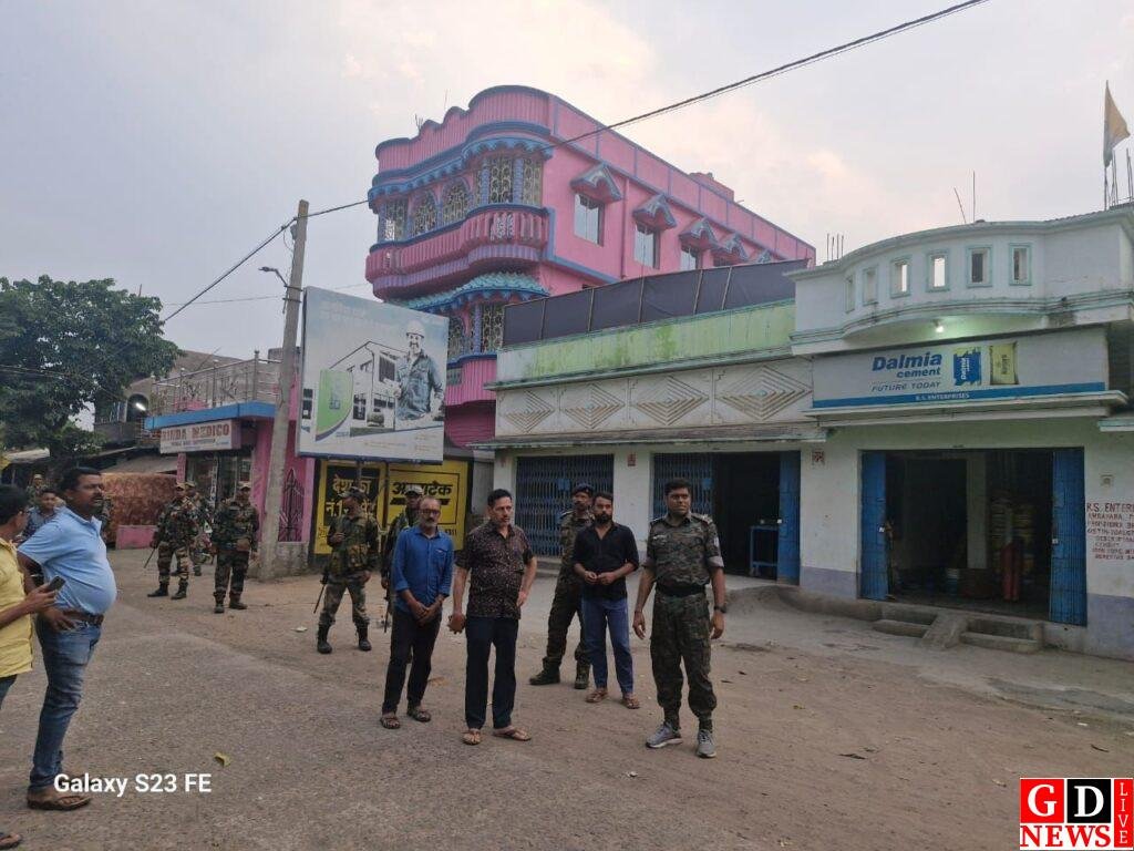 रामनवमी की निकलने वाली शोभा यात्रा के मार्ग का पुलिस ने किया निरक्षण। 7 img 20240414 wa00342476252912257794573