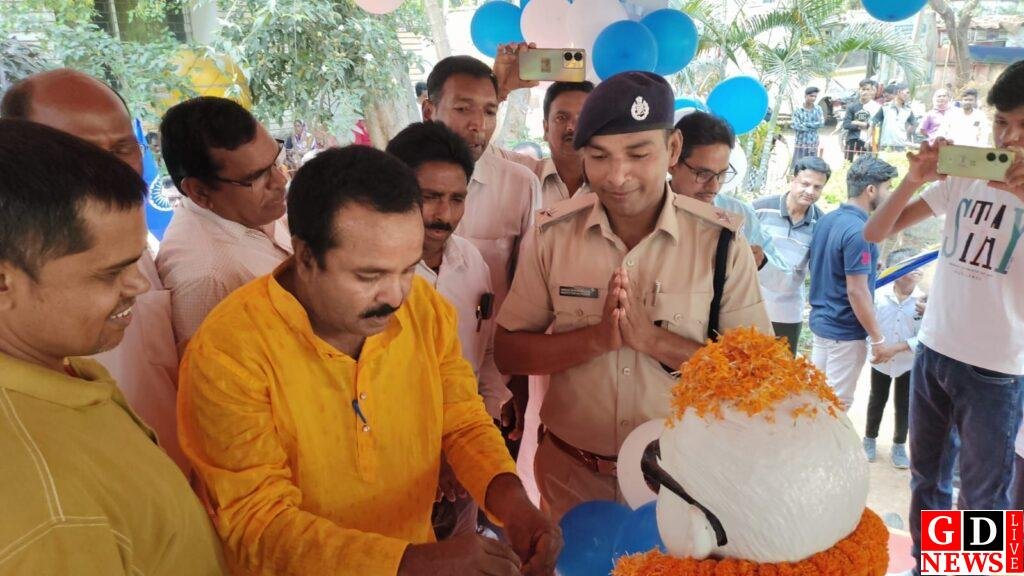 नगर में धूमधाम से मना अम्बेडकर जयंती, प्रतिमा पर किया गया माल्यार्पण 8 img 20240415 wa00094568751738792669462