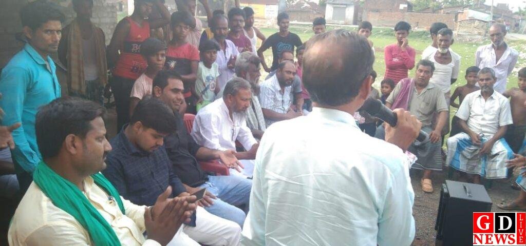 नगर व प्रखंड अध्यक्ष के नेतृत्व में इंडिया प्रत्याशी के पक्ष में चलाया गया जनसंपर्क अभियान। 7 img 20240524 wa00322880907415779974075
