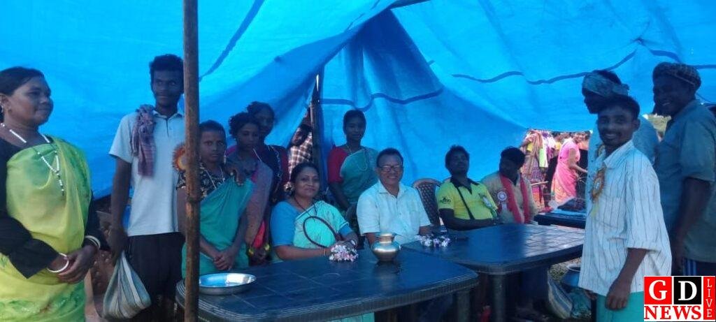 उदालबनी में भैंस लड़ाई प्रतियोगिता का आयोजन, जिला परिषद अध्यक्ष ने किया सम्मानित। 7 img 20240926 wa00386102651329046270559