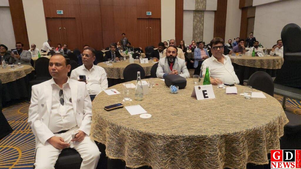 समाजसेवी लुत्फ़ल हक को वर्ष का सबसे प्रेरणादायक अवार्ड से नावाजा गया 7 img 20240930 wa00106461486333154833782