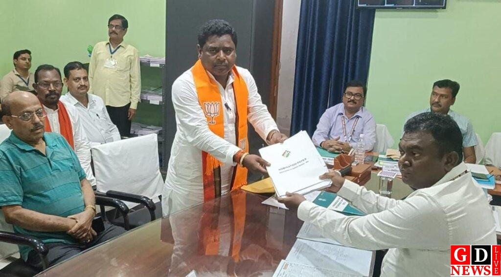 पंचम दिन जिला के तीनों विधानसभा में कुल 15 अभ्यर्थियों ने किया नामांकन 7 img 20241028 wa00179216166965642039461