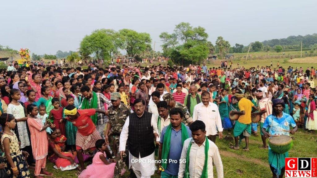 जूनियर स्पोरटिंग क्लब धोवाडंगाल के ओर से तीन दिवसीय फुटबॉल खेल आयोजित 8 img 20241103 wa00097868137441121388806