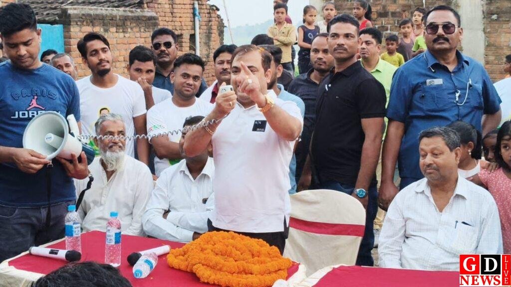 एनडीए प्रत्याशी अजहर ने मोरलापाड़ा में आयोजित जनसभा में युवाओं का समर्थन जुटाया 7 img 20241103 wa00268740778251998280496