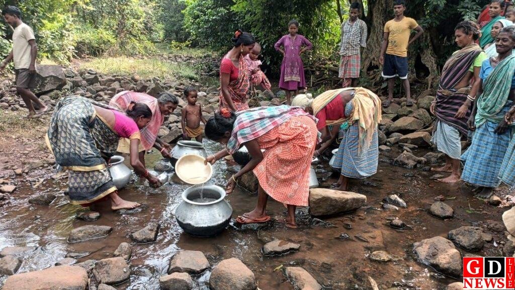 लिट्टीपाड़ा के गोकुलपुर गांव में विकास की आस खत्म, ग्रामीणों ने चुनाव बहिष्कार का किया ऐलान। 7 img 20241106 wa00461633849107469585647