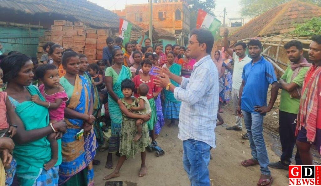 यूथ कांग्रेस का जनसंपर्क अभियान: निशात आलम के समर्थन में ग्रामीण क्षेत्रों में घर-घर अभियान। 7 img 20241108 wa00546745355719782080749