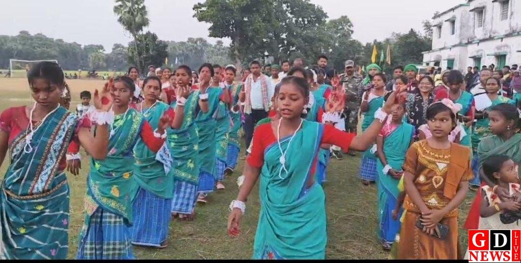 संथाल परगना क्लब रामनाथपुर के और से तीन दिवसीय फुटबॉल प्रतियोगिता आयोजित 7 img 20241117 wa00546277639720560584631