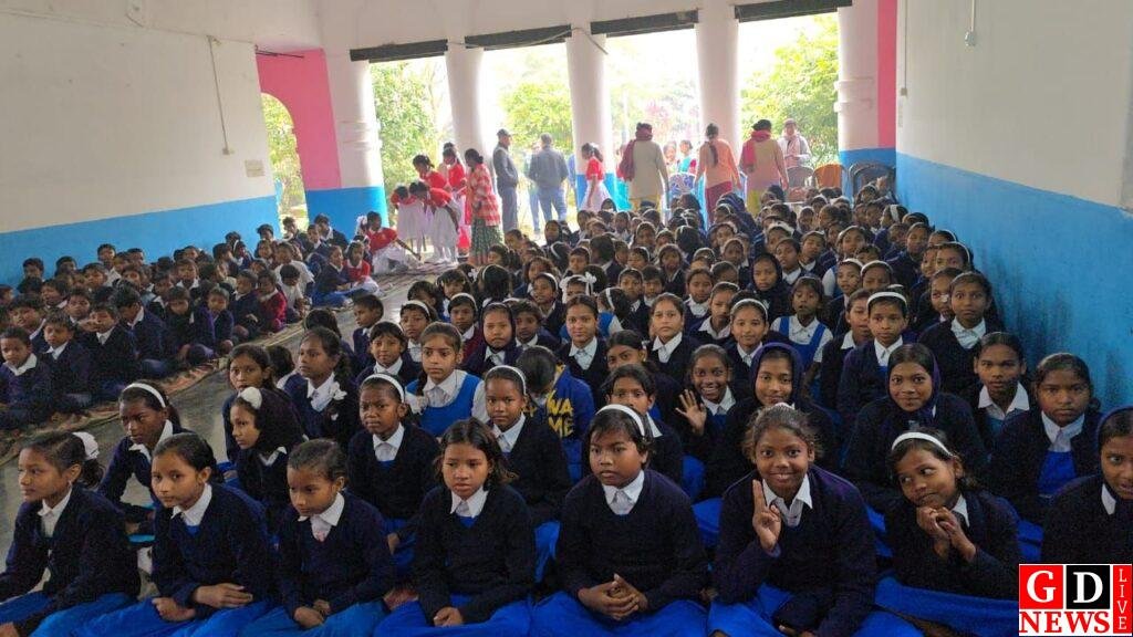 जिदातो मिशन के कायाकल्प में सहयोग करने वाले समाजसेवी लुत्फुल हक का हुआ अभिनंदन। 7 img 20241209 wa00122644921993171940595