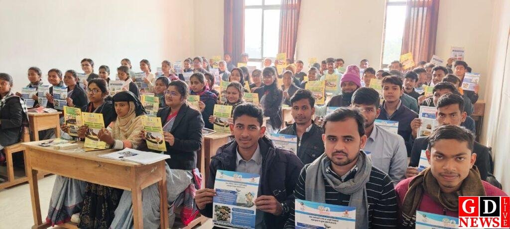 सड़क सुरक्षा जागरूकता अभियान: छात्रों को सुरक्षित ड्राइविंग के बारे में दी गई जानकारी। 7 img 20241210 wa00517520086784244397406