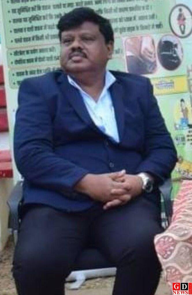 अमड़ापाड़ा प्रखंड में संचालित योजनाओं का निरीक्षण हेतु पहुंचे जिला परिवहन पदाधिकारी, दिए कई निर्देश। 7 img 20241214 wa00334613447785389029426