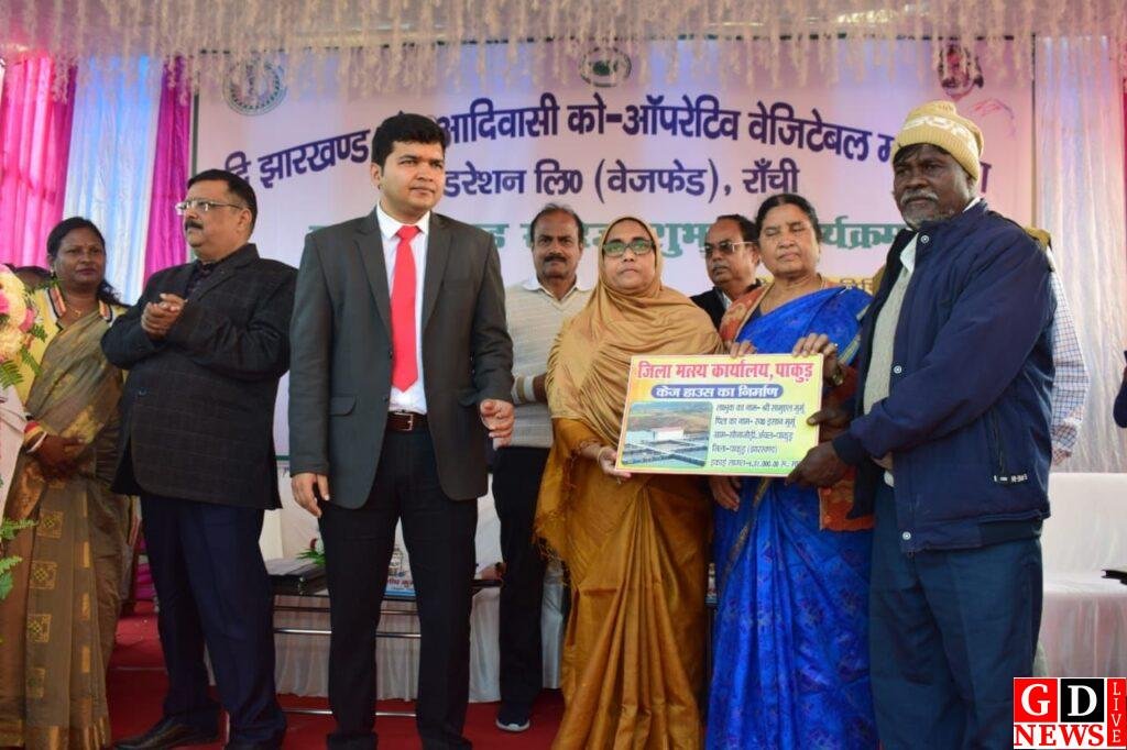 विधायक निसात आलम ने 5000 मेट्रिक टन क्षमता के कोल्ड स्टोरेज का किया उद्घाटन, किसानों को मिलेगा बड़ा फायदा 8 img 20241218 wa00672846511679376115761