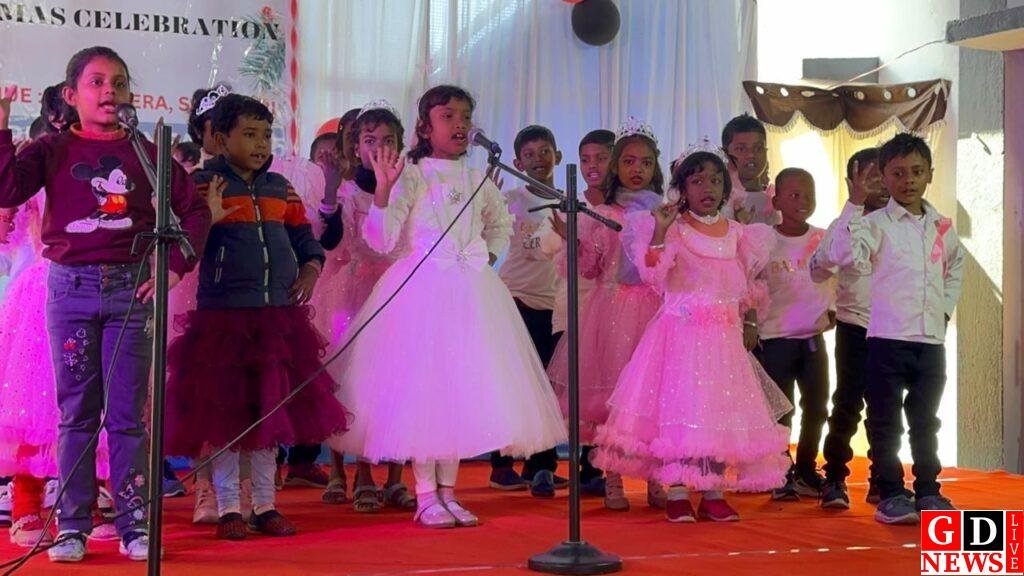 एवरेट मिशन स्कूल,शमशेरा में वार्षिक दिवस एवं क्रिसमस महोत्सव का किया आयोजन। 7 img 20241219 wa00517197667818455345196