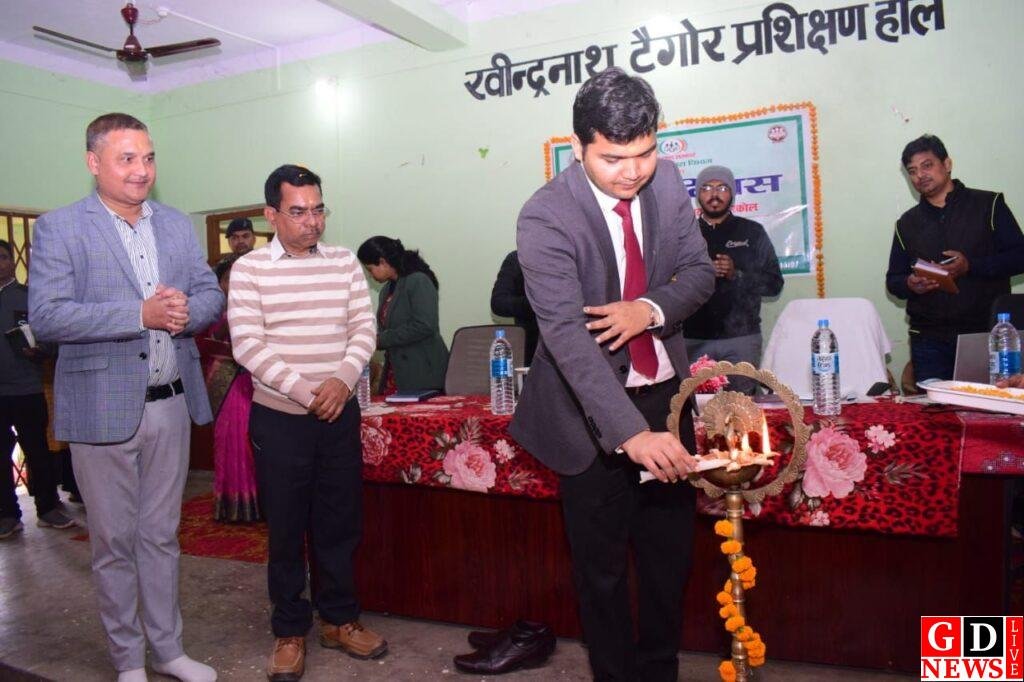 सखी मंडलों एवं ग्राम संगठनों में सखी दिवस कार्यक्रम का किया गया आयोजन 7 img 20241224 wa00292573625413376690529