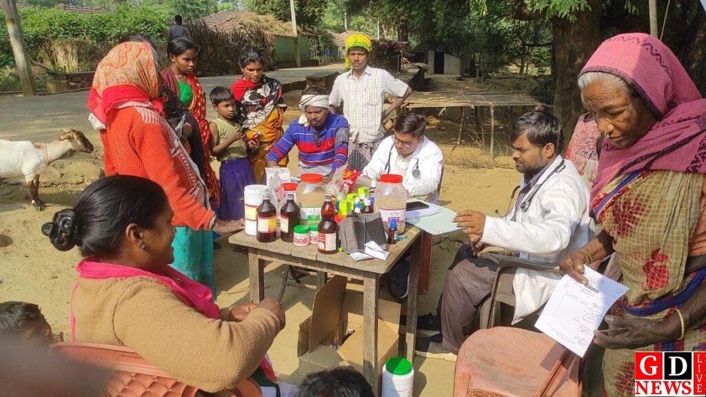 आयुष विभाग के शिविर में 320 लोगों का स्वास्थ्य जांच किया गया 7 img 20241226 wa00192037040393303126975