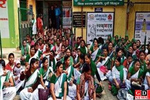 महिला सम्मान योजना की चमक में फीकी पड़ी मेहनत की अहमियत 9 img 20250118 wa00146524555325018395702