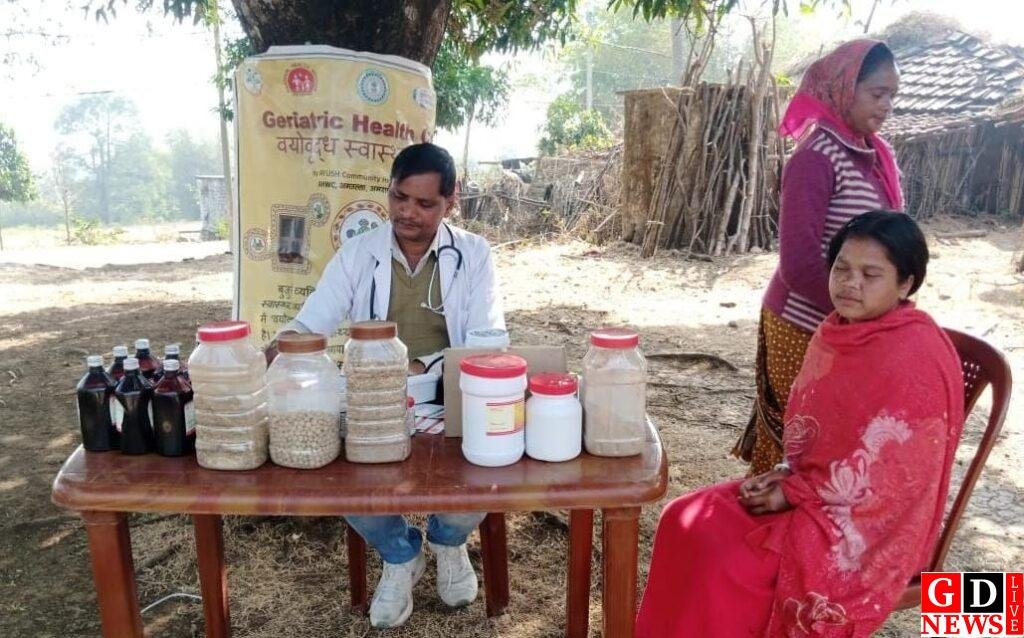 विभिन्न प्रखंड में आयोजित आयुष जांच शिविर में 277 लोगों का किया गया स्वास्थ्य जांच। 7 img 20250120 wa00078155601413569863704