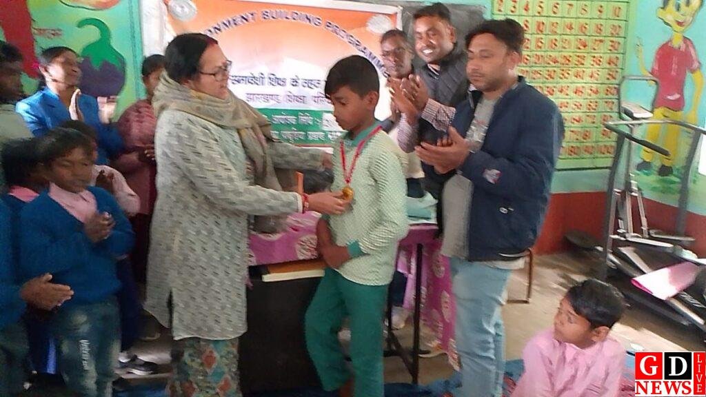 दिव्यांग बच्चों के लिए एक दिवसीय वातावरण निर्माण कार्यक्रम का किया गया आयोजन। 7 img 20250120 wa00185001961345749696964