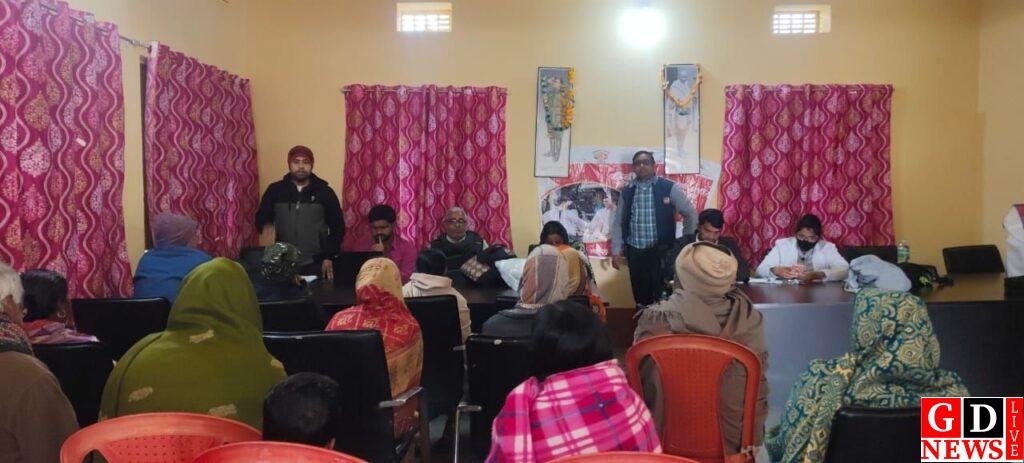 चांदपुर पंचायत भवन में हुआ यक्ष्मा स्वास्थ जांच शिविर का आयोजन 7 img 20250124 wa00288889838211974192592