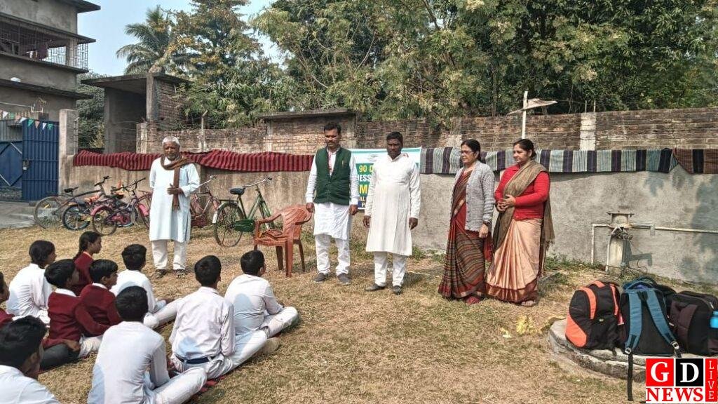 आउटरीच सह विधिक जागरूकता कार्यक्रम के तहत किया गया जागरूक 13 img 20250131 wa00098102321695794601905