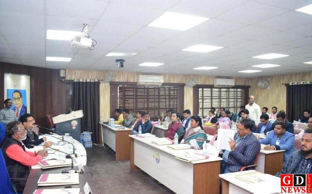 जिला परिषद की बैठक में विभिन्न विकास मुद्दों पर विचार-विमर्श, जिला परिषद अध्यक्ष ने विकास कार्यों को शीघ्र पूरा करने का दिया निर्देश। 7 img 20250204 wa00165768023750866442823