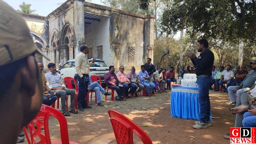 ट्रक चालकों की समस्याओं पर जिला ट्रक एसोसिएशन की बैठक, भाड़ा बढ़ोतरी और जाम पर जताई चिंता 7 img 20250308 wa00415087696851697166976