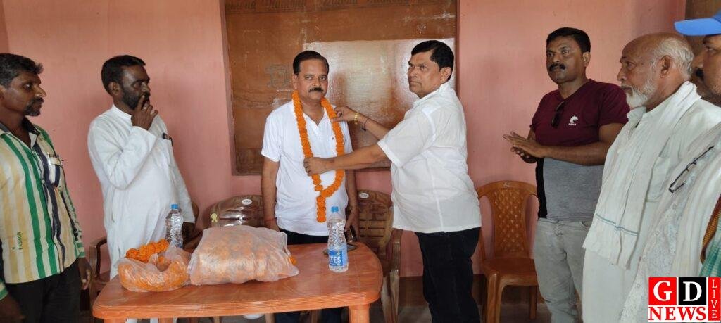 प्रखंड कांग्रेस कार्यालय में उपेंद्र कुमार सिंह के सम्मान में आयोजित हुआ स्वागत समारोह। 7 img 20250525 wa00051186877243106282433