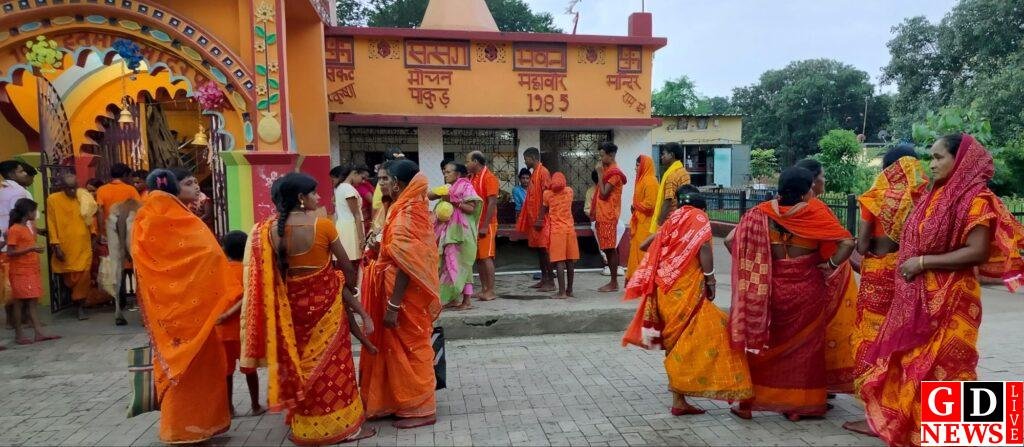 सावन के अंतिम सोमवार पर कांवरियों का सैलाब, हर हर महादेव से गूंज उठा पाकुड़ स्टेशन। 8 img 20250803 wa00218688224963405975949