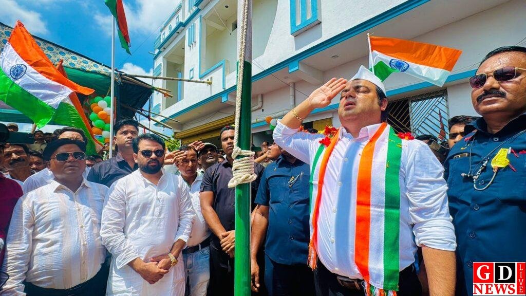 img 20250815 wa00898699120525772695405