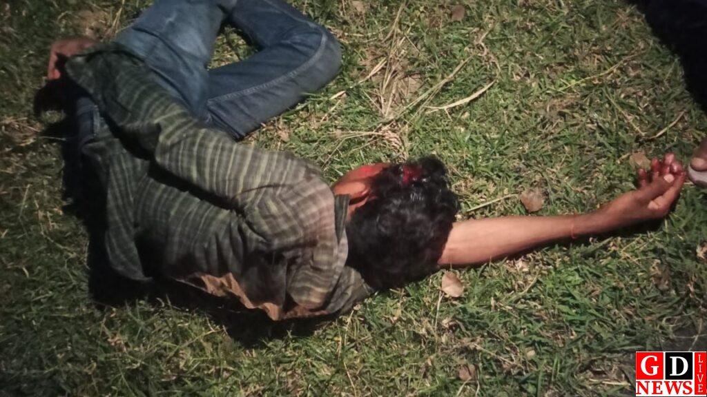 दो बाइकों की भीषण टक्कर में तीन युवक गंभीर रूप से घायल। 13 img 20250826 wa00314579008117228182532