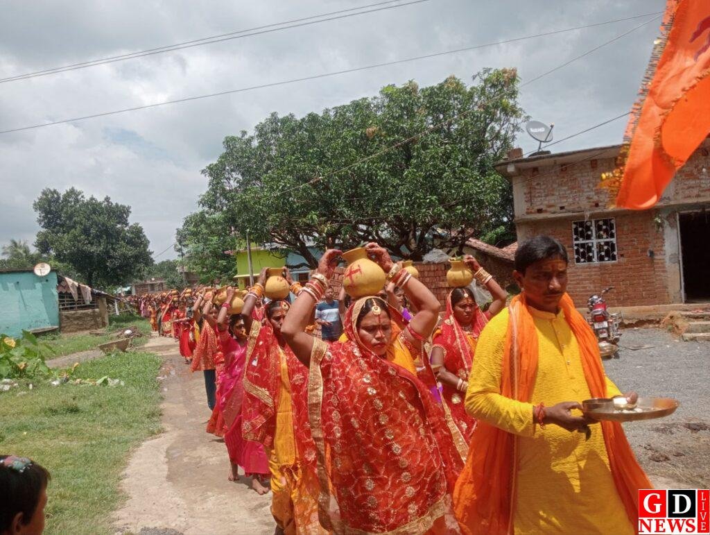 कलश यात्रा के साथ गणेशोत्सव का शुभारंभ, भक्ति और उत्साह में डूबा हिरणपुर। 7 img 20250827 wa00115001037263269838732