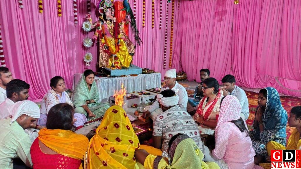 राधा गोविन्द विश्वविद्यालय में भगवान गणेश की पूजा धूमधाम से मनाई गई, विसर्जन पर उमड़े भक्तजन 13 img 20250828 wa00808741169078594360930