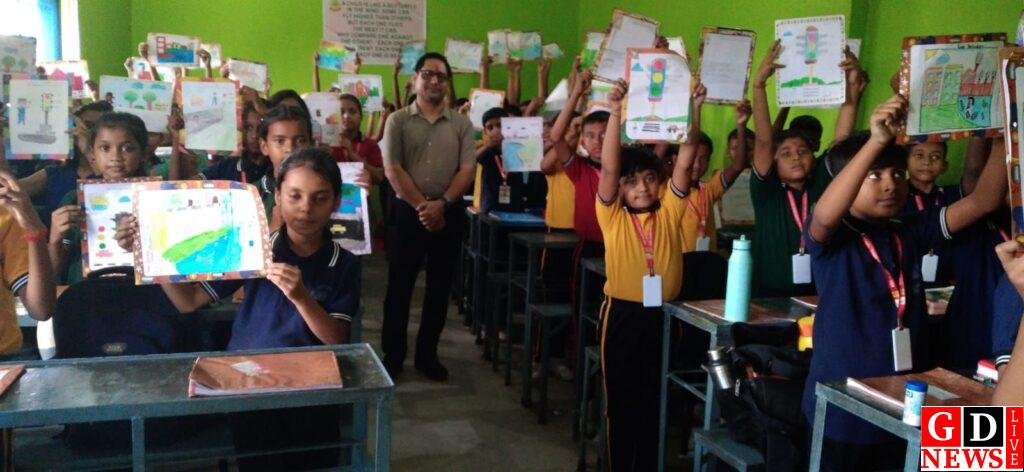 मानसिक एकाग्रता एवं उत्कृष्ट प्रदर्शन का प्रकाशपुंज है चित्रकला- सर्वेश कुमार दुबे 13 img 20250831 wa00721286476573699908267