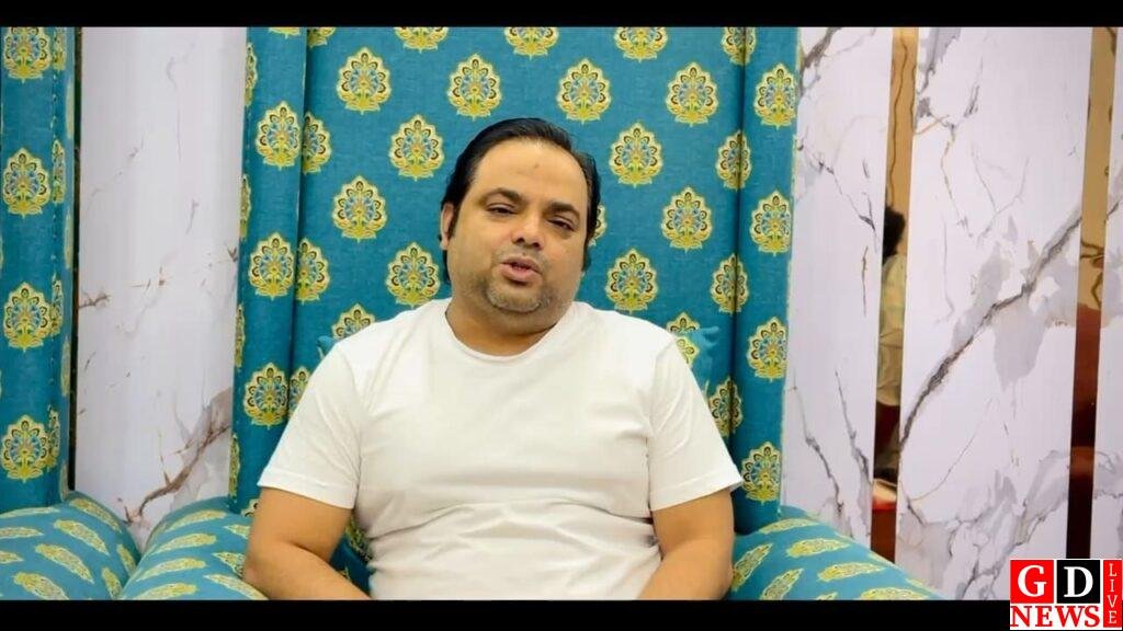 चुनाव हारे, दिल जीते, अजहर इस्लाम बने बुजुर्ग दंपति का सहारा। 14 img 20250907 wa00131506974595713837002