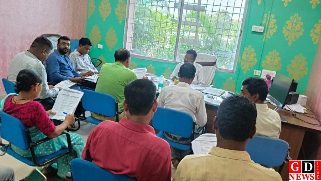 पाकुड़ और हिरणपुर में पंचायत उन्नति सूचकांक पर फोकस, बीडीओ बोले, पारदर्शी आंकड़े ही दिलाएंगे बेहतर रैंकिंग 14 img 20250908 wa00821221722677076803290