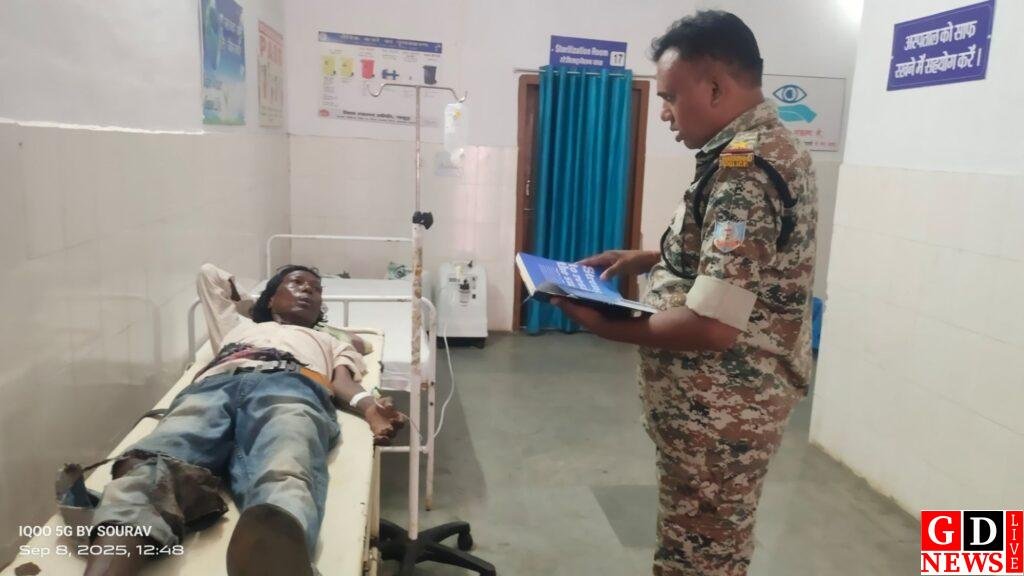 बस में चढ़ते वक्त फिसला कदम, यात्री गंभीर रूप से घायल। 14 img 20250908 wa00902251360775025808167