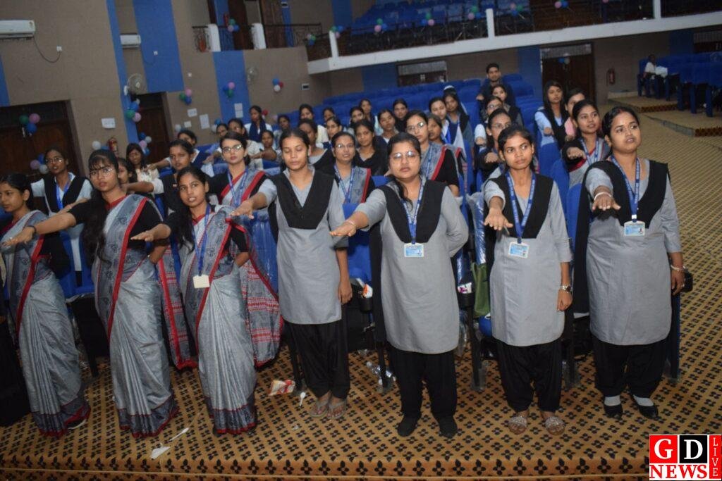बीएड प्रशिक्षुओं का उन्मुखीकरण कार्यक्रम आयोजित, उपायुक्त ने दी राज्य में अव्वल लाने की प्रेरणा। 13 img 20250914 wa00271939387451763262516