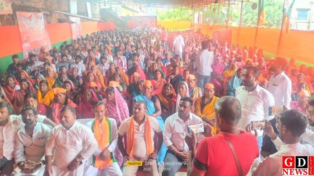 बिहारशरीफ स्थित किसान कोल्ड स्टोर में भारतीय जनता पार्टी के ओबीसी मोर्चा के द्वारा महासम्मेलन का आयोजन किया गया 13 img 20250915 wa01316786434481428150667