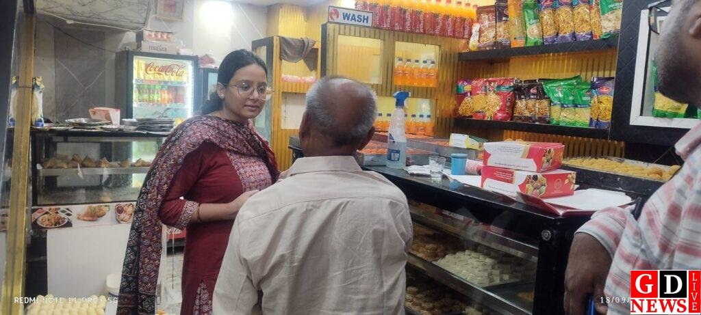 आगामी त्योहारों को देखते हुए खाद्य सुरक्षा विभाग, रामगढ़ द्वारा चलाया गया जॉच अभियान 13 img 20250918 wa01097622820286037449710