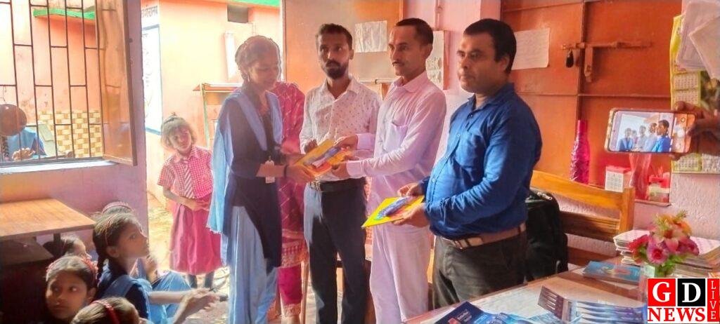 बालिकाओं में आत्मरक्षा के गुण का विकास करता है कराटे - दिलीप कुमार मोदी 13 img 20250920 wa01715191951930317417266