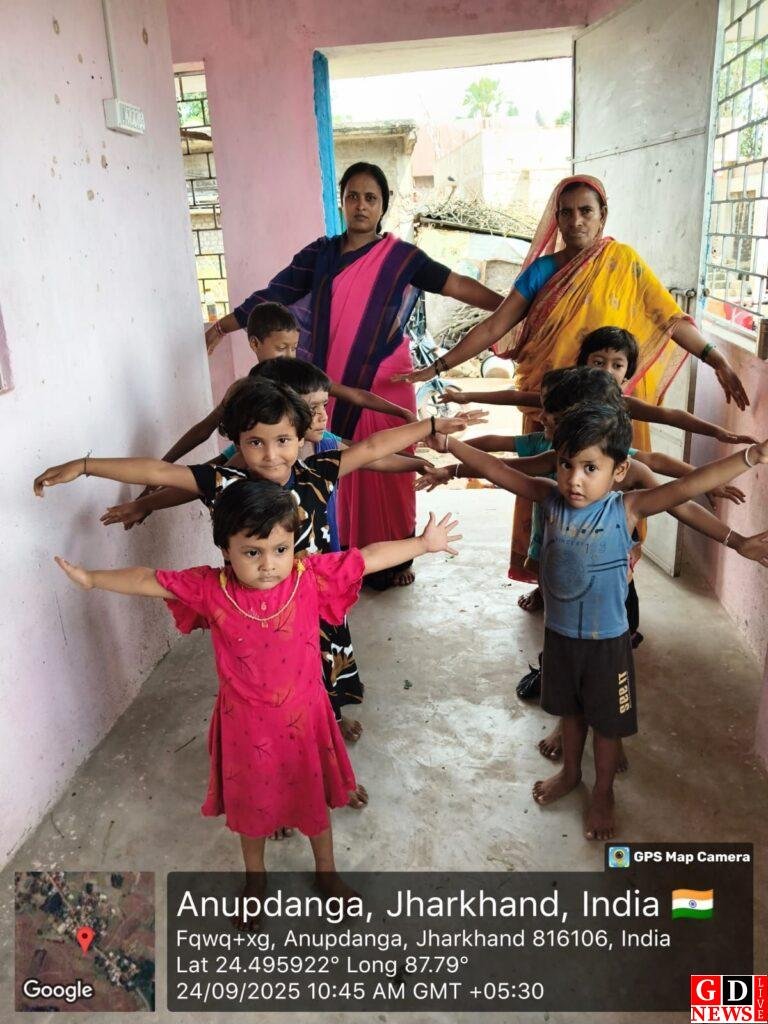 आंगनबाड़ी केंद्रों में योगा, रंगोली और पोषण पर बच्चों ने सीखी नई बातें। 13 img 20250924 wa00185283772296711957594