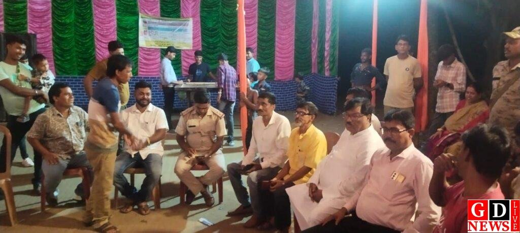 विधायक प्रो. स्टीफन मरांडी ने लिया पूजा पंडालों का जायजा, मांगी श्रद्धालुओं की सलामती की दुआ। 13 img 20250930 wa00155891047386096704096