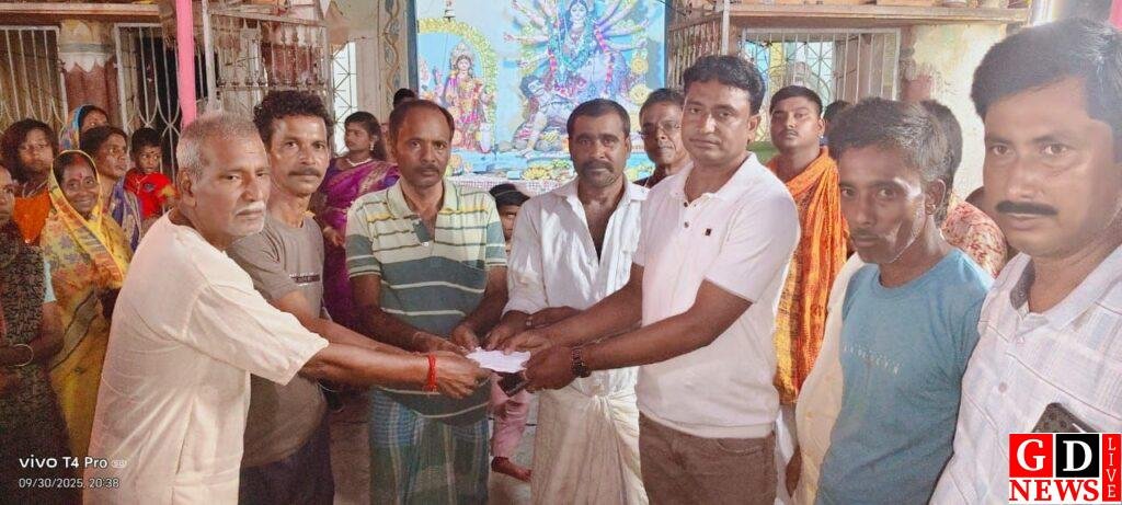 दुर्गापूजा का उल्लास, केंद्रीय समिति सदस्य पिंकू शेख ने दी शुभकामनाएं। 13 img 20250930 wa00246759097942546784838