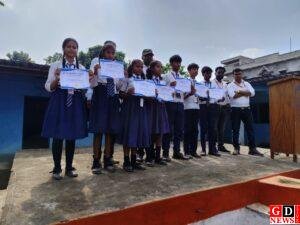 सेंट मैथ्यू स्कूल, ललपनिया में सामान्य ज्ञान क्विज प्रतियोगिता का हुआ आयोजन 7 IMG 20251016 WA0095