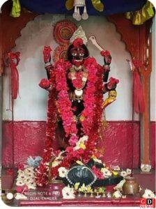 सोमवार की मध्यरात्रि तांत्रिक विधि से होगी मां काली की पूजा। 7 IMG 20251019 WA0007