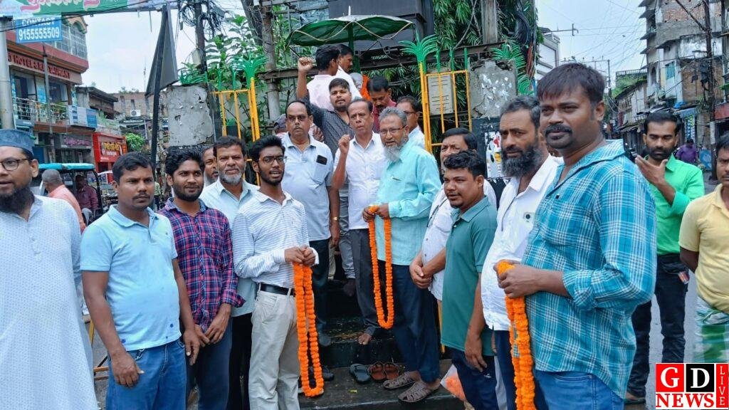 गांधी-शास्त्री जयंती पर पाकुड़ में भाजपा, कांग्रेस और झामुमो ने दी श्रद्धांजलि। 13 img 20251002 wa00155190226887573713958