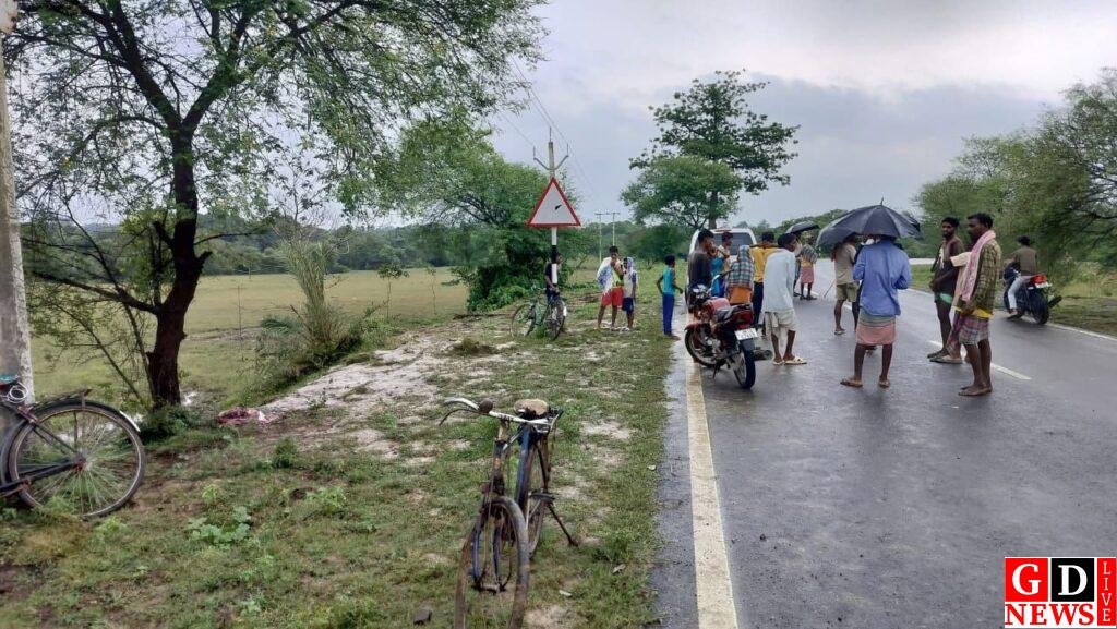 कलयुगी मां का शर्मनाक चेहरा, नवजात को जन्म देते ही सड़क किनारे फेंका, मासूम ने तोड़ा दम। 13 img 20251004 wa0080444109019409658465