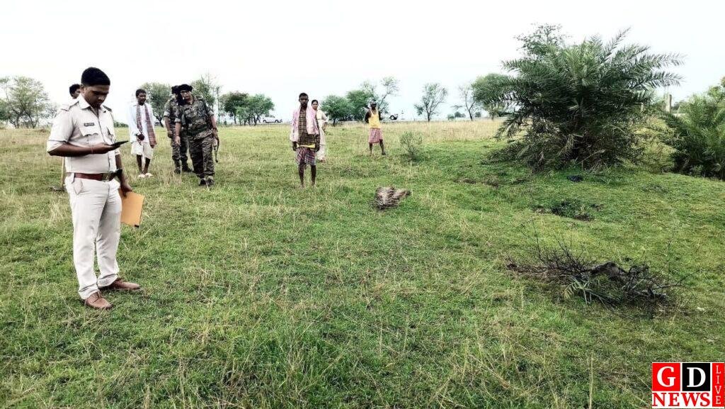 कलयुगी मां का शर्मनाक चेहरा, नवजात को जन्म देते ही सड़क किनारे फेंका, मासूम ने तोड़ा दम। 14 img 20251004 wa00814676064193397237011