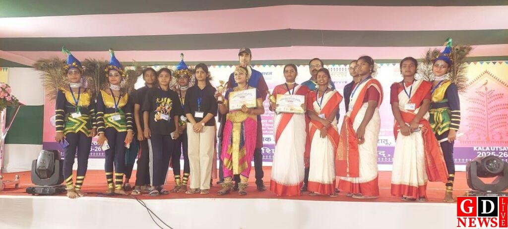 पाकुड़ की बेटियों ने राज्य स्तर पर चमकाया नाम, झारखंड का करेंगी प्रतिनिधित्व, उपायुक्त ने दी बधाई 13 img 20251007 wa00125075974696395708224